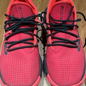 Boys Steph Curry shoes